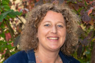 Porträtfoto Bettina Stadler